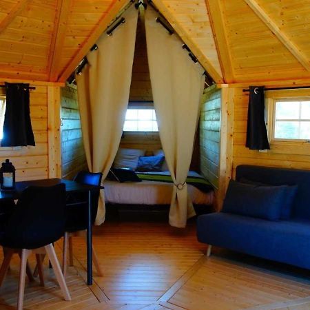 Camping 3 Etoiles - Piscine - Ccbb0Gd Bizanet エクステリア 写真