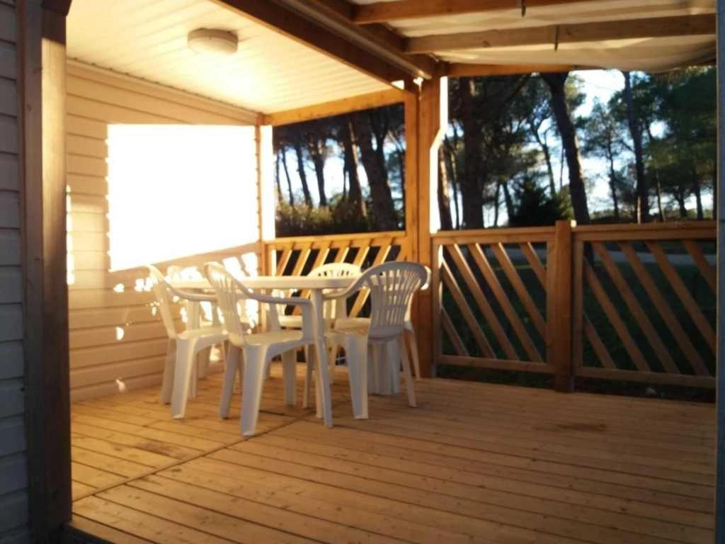 Camping 3 Etoiles - Piscine - Ccbb0Gd Bizanet エクステリア 写真